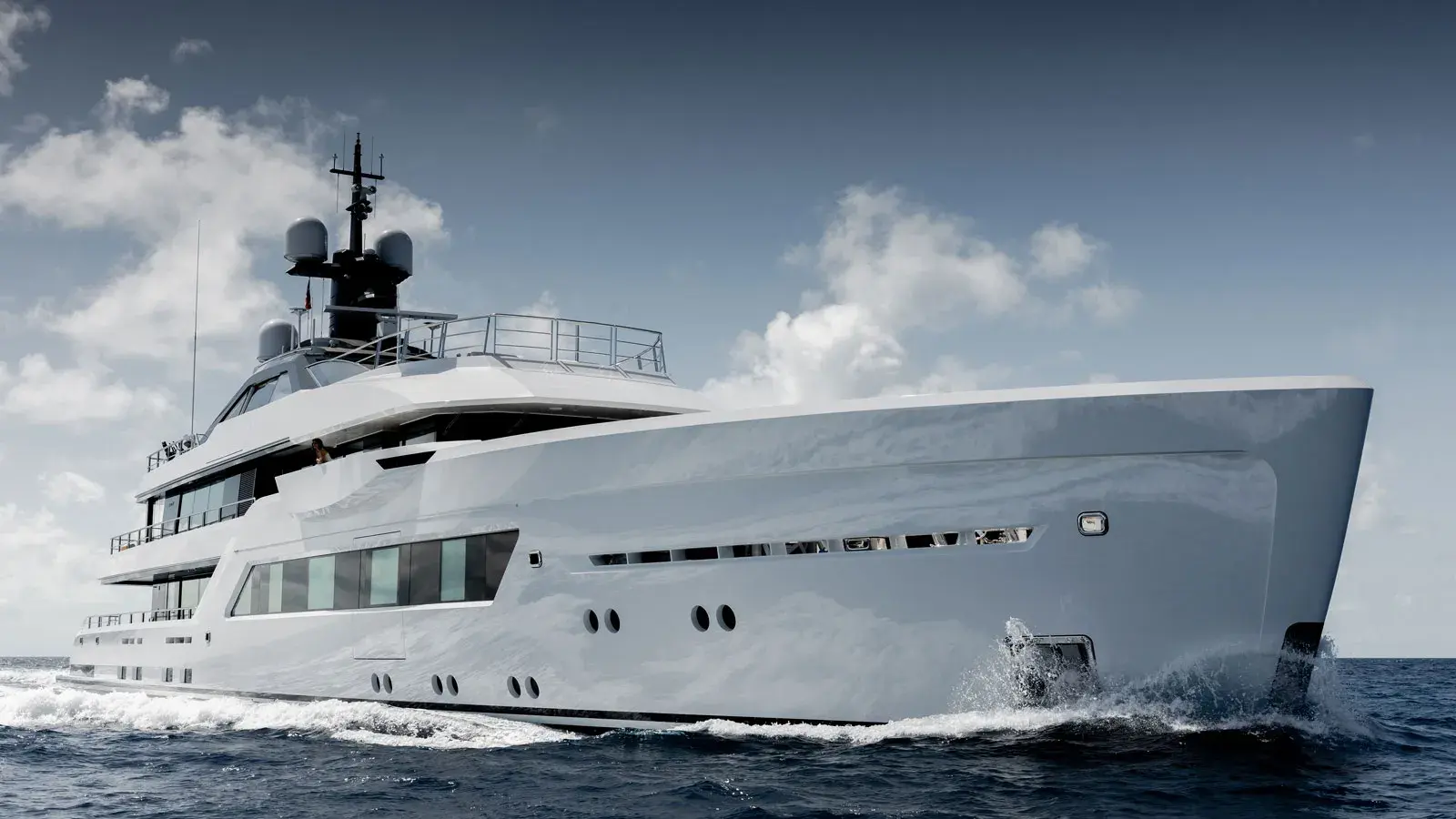 Amels 60